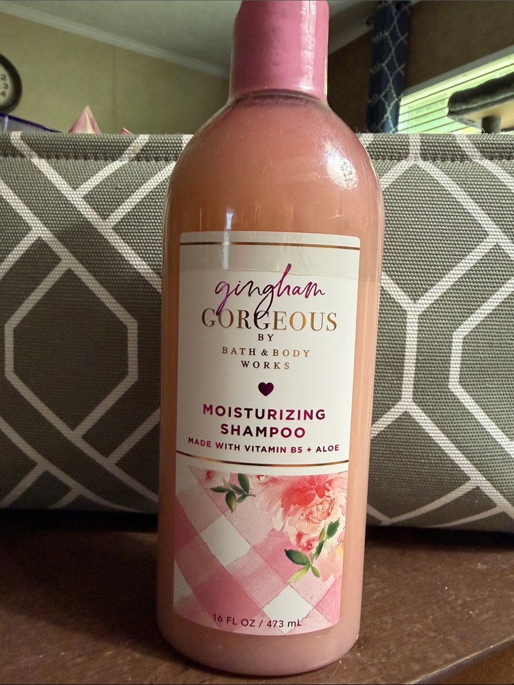 Bath & Body Works Gingham Gorgeous Moisturizing Shampoo - Pink